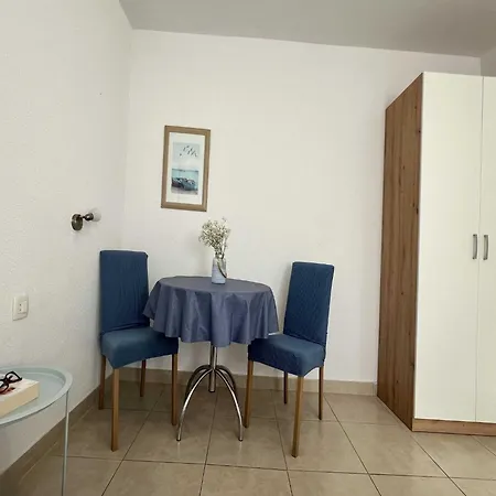 Vela * Makarska