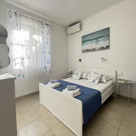 Apartment Vela *